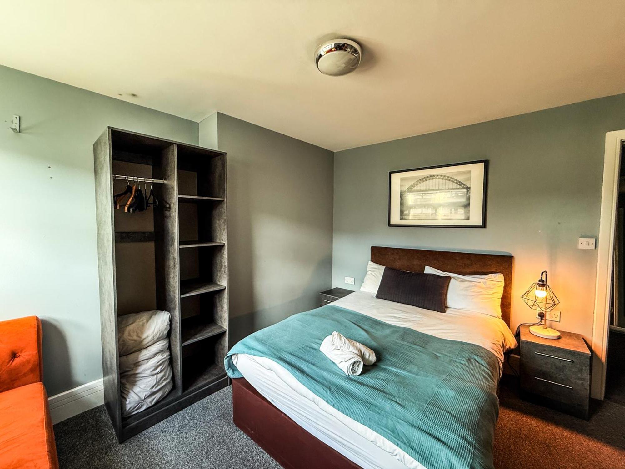 2 Bedroom Apartment In The Heart Of Newcastle - Spacious - Sleeps 7 Exterior foto